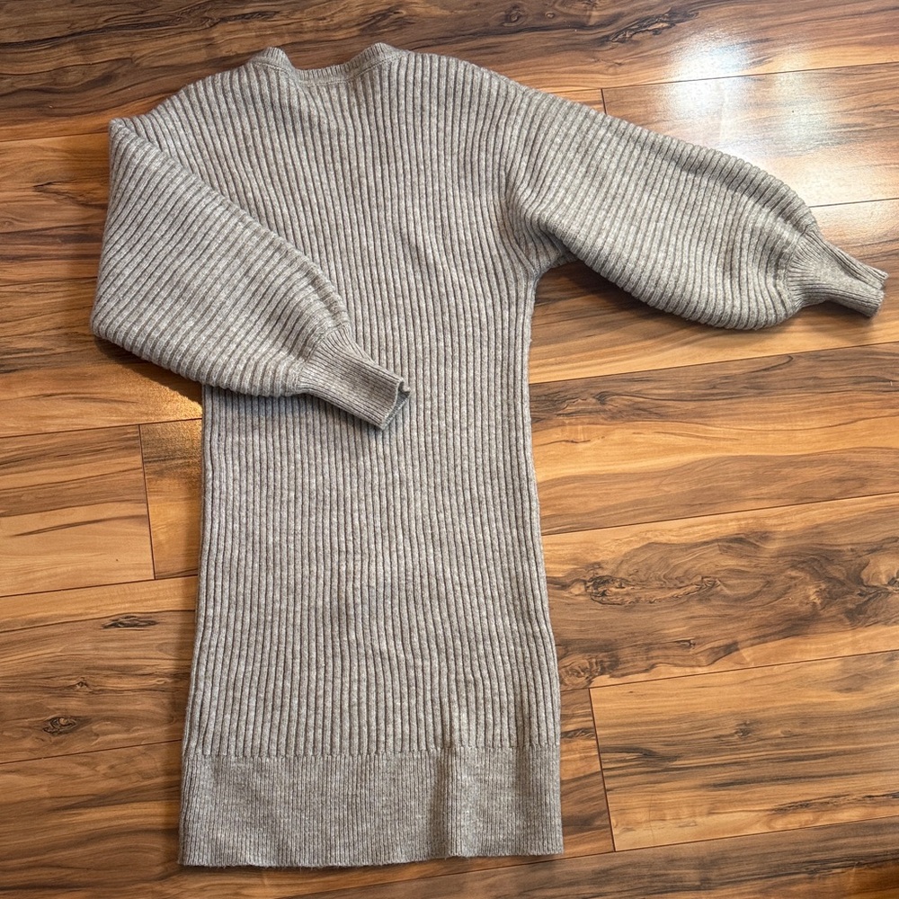 V-Neck Ribbed Sweater Dress - Picture 4 of 5